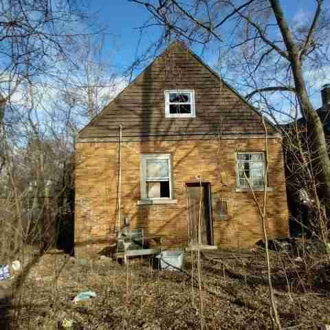 15045 manor (27).jpg